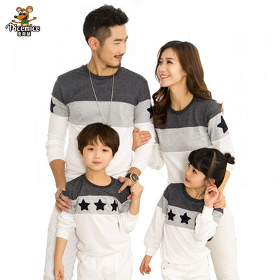 Family Clothing Embroidery Star Cotton T shirt Family Look Fashion Mother Father Baby boy girl clothes Family Matching Outfits - Babies One